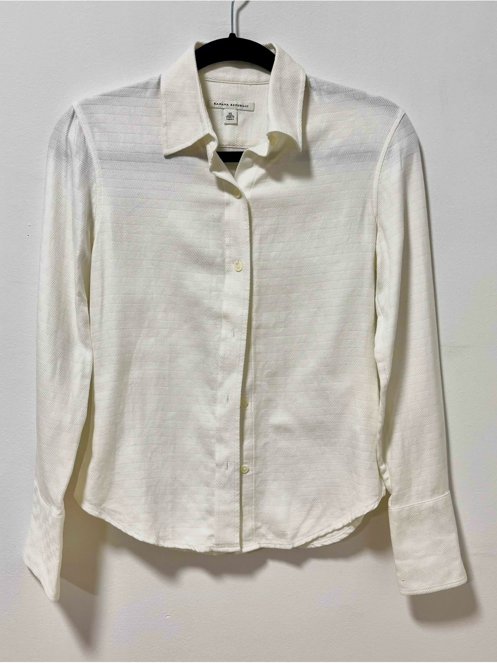 Banana Republic Cream Textured Collared Button-Up
